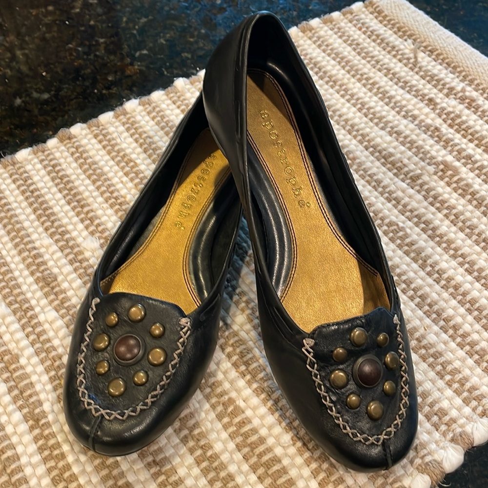 Shoes by Apostrophe , size 7